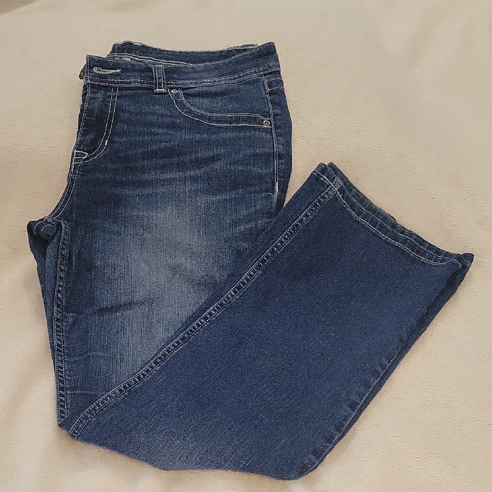 Apt. 9 Women's Dark Blue Straight Leg Jeans
